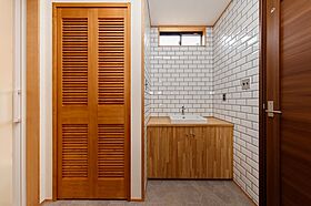 有限会社ワイズプロダクトの施工事例「平屋二棟で叶えたこだわりの二世帯住宅(秦野市)」の画像3