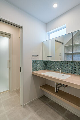 有限会社ワイズプロダクトの施工事例「水平ライン外観と開放的な内観が魅力の半平屋(平塚市)」の画像5