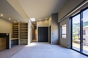 有限会社ワイズプロダクトの施工事例「夫婦のセンスが息づく木質デザインの平屋(伊勢原市)」の画像4