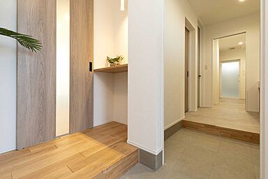 株式会社ウッディークラフト 中標津店の施工事例「美感に富んだ、記憶に深く刻まれる家」の画像9