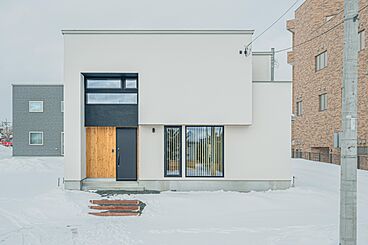 株式会社ウッディークラフト 中標津店の施工事例「北見市 モデルハウス 「インナーテラスのあるお家」」の画像