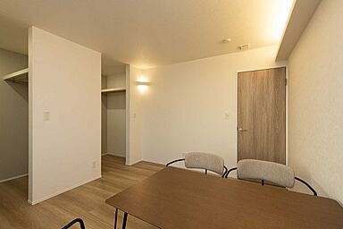 株式会社ウッディークラフト 釧路の施工事例「美感に富んだ、記憶に深く刻まれる家」の画像6