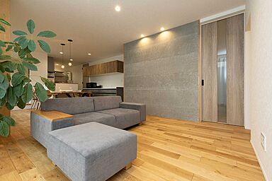 株式会社ウッディークラフト 北見の施工事例「美感に富んだ、記憶に深く刻まれる家」の画像4