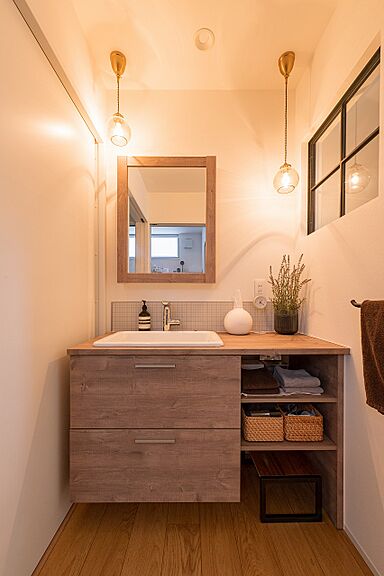 株式会社アッシュホーム「太陽光10.56kw標準搭載~35年で約700万円の経済効果あり!~」の施工事例「光溢れる家族の時間が深まる住まい」の画像4