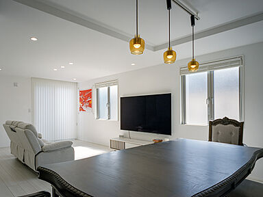 株式会社高翔の施工事例「エレガントシックを纏う家/2LDK+S/芦屋市」の画像2