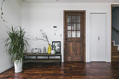 カノウヤの施工事例「カバードポーチのあるアメリカン平屋風のお家」の画像4