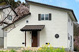 カノウヤの施工事例「アーチ壁の似合う可愛いお家」の画像