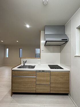 OZ's株式会社の施工事例「母屋の隣で…大人になるための家」の画像2