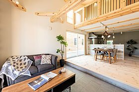 OZ's株式会社の施工事例「BinO LOAFER 2階建て ローファー」の画像1