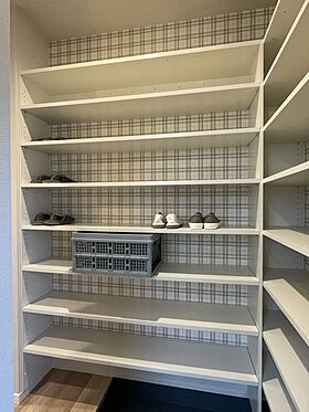 OZ's株式会社の施工事例「cafe' CALIFORNIA カフェ×カリフォルニアスタイル」の画像8