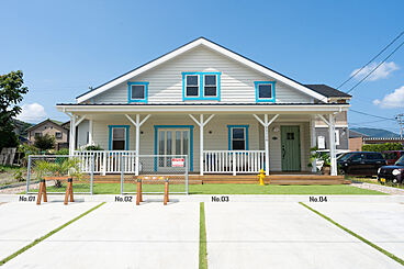 OZ's株式会社の施工事例「COVERED POUCH カバードポーチのある家」の画像