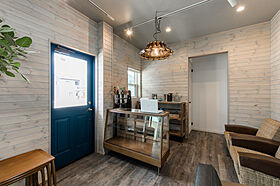 OZ's株式会社の施工事例「CALIFORNIA STYLE HOUSE店舗兼住宅カリフォルニアスタイルの家」の画像3