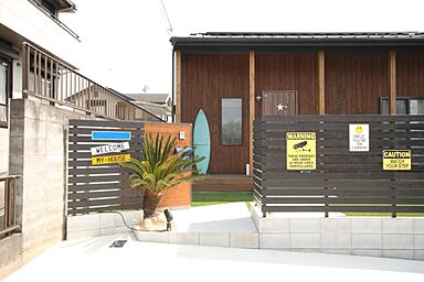 OZ's株式会社の施工事例「木の組み合わせがクールな家」の画像1