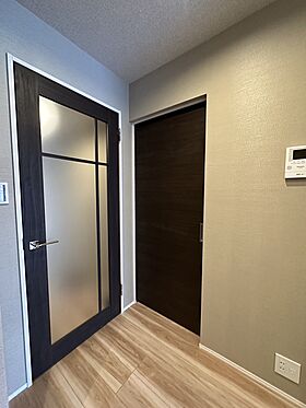 OZ's株式会社の施工事例「GRAYTONE FESTIVAL グレートーンでまとめたお部屋」の画像6