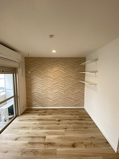 OZ's株式会社の施工事例「HERRINGBONES ヘリンボーンが効いた家」の画像1