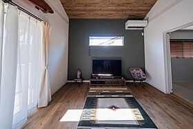 株式会社 前昌建設の施工事例「ビルトインガレージ×平屋の家」の画像3