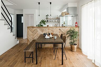 株式会社 前昌建設の施工事例「カバードポーチ×インナーバルコニー」の画像