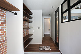 株式会社 前昌建設の施工事例「時を超えて愛されるアメリカンスタイルに新たな自分らしさをプラス」の画像9