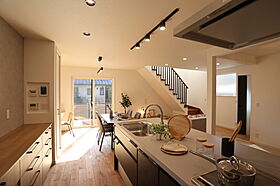 株式会社 前昌建設の施工事例「回遊同線抜群な家×お庭のある生活」の画像5