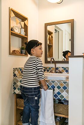 マシュハウス株式会社の施工事例「タイル張りのキッチンカウンターのある家」の画像3