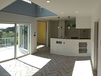 カフェスタイルのリビング アイフルホーム洲本店の事例画像