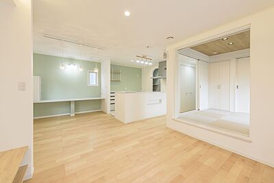 和風・和モダンスタイルのリビング 株式会社丸高 住宅営業課の事例画像