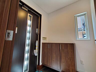 タノ・カーサ シンプルノート天草 リラシオネスbyカネマツの施工事例「爽やかな白のモダンハウス」の画像1