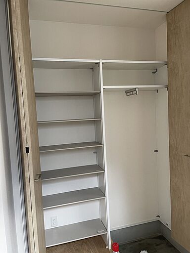 タノ・カーサ シンプルノート天草 リラシオネスbyカネマツの施工事例「明るく開放的な白の平屋二世帯住宅」の画像4