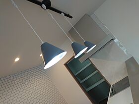 タノ・カーサ シンプルノート天草 リラシオネスbyカネマツの施工事例「空に映える黒のスタイリッシュな平屋の家」の画像2