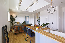 タノ・カーサ シンプルノート天草 リラシオネスbyカネマツの施工事例「カバードポーチのある家」の画像4