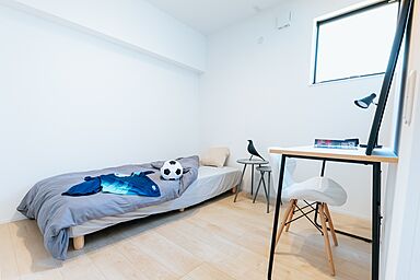 タノ・カーサ シンプルノート天草 リラシオネスbyカネマツの施工事例「静音の中庭リビングの家」の画像4