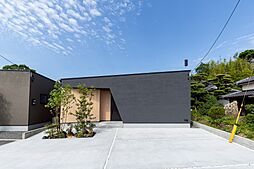 タノ・カーサ シンプルノート天草 リラシオネスbyカネマツの施工事例「中庭と暮らすシンプルな平屋」の画像