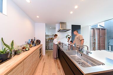 おばま工務店の施工事例「プライバシーが守られた空間で自由にゆとりある暮らしを」の画像2