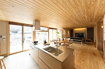 おばま工務店の施工事例「30年後も光とともに気持ちよく暮らす家」の画像