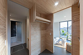 おばま工務店の施工事例「家の半分がガレージ!男のロマンを詰め込んだセカンドハウス」の画像9