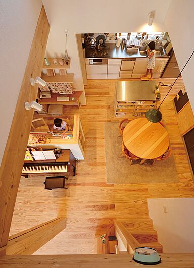 おばま工務店の施工事例「家族みんなが生き生きと暮らす 受け継がれた山の木でつくる住まい」の画像8