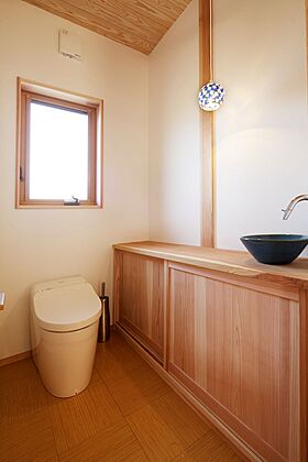 おばま工務店の施工事例「大黒柱が見守る木の家で、のびのびと自然を感じる暮らしを」の画像6