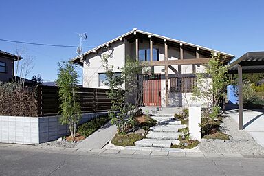 おばま工務店の施工事例「大黒柱が見守る木の家で、のびのびと自然を感じる暮らしを」の画像9