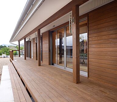 おばま工務店の施工事例「実家の木の温もりと和の空間づくりで、安らぎが満ちる平屋住宅」の画像10