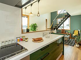 キャンディハウスの施工事例「暮らしを楽しむ 庭とつながるコンパクトハウス」の画像4