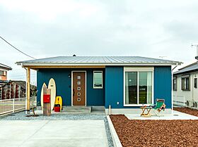 キャンディハウスの施工事例「大人が優雅に愉しむワンランク上の平屋スローライフ」のメイン画像