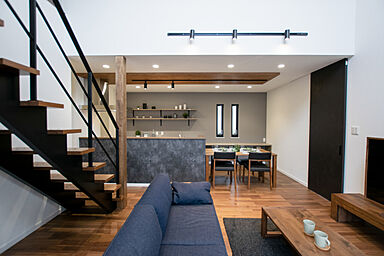 タカシンホームの施工事例「こだわりのシンプルデザイン!休日を満喫できる家/広島県 A様邸」の画像