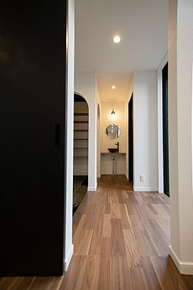 タカシンホームの施工事例「こだわりのシンプルデザイン!休日を満喫できる家/広島県 A様邸」の画像7