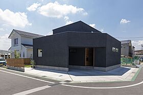 株式会社 昭栄建設の施工事例「1階でなんでもできる子育てしやすい家」のメイン画像