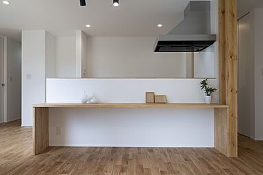 株式会社 昭栄建設の施工事例「ダウンフロアがオシャレな平屋のお家」の画像6