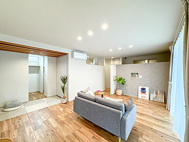 株式会社 昭栄建設の施工事例「建築家と叶えた28坪の平屋」の画像3