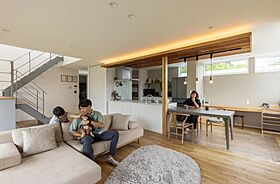 トモノ建築設計事務所 【佐久穂スタジオ】の施工事例「【ALBION】ウチとソトが繋がる大開口LDKの家」の画像4