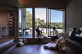 トモノ建築設計事務所 【佐久穂スタジオ】の施工事例「五感を満たすアウトドアリビング」の画像2