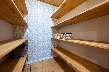 ハピネスホーム(株)坂井建設の施工事例「〈みやき町注文住宅:T様:エコママ>アクセントウォールのあるお家」の画像4