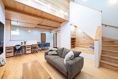 ハピネスホーム(株)坂井建設の施工事例「<嬉野市注文住宅:F様邸:木の香>家族が集まるヌックのある家」の画像4